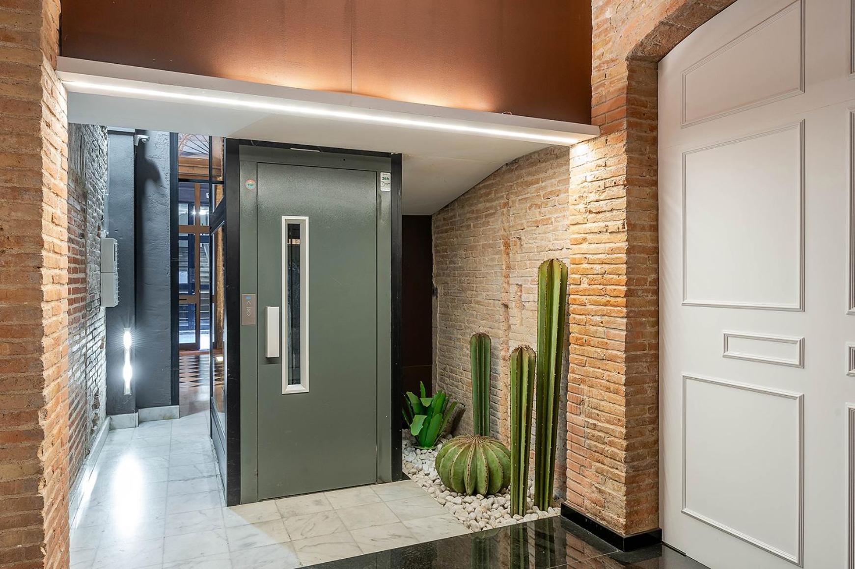Enjoybcn Colon Apartments Barcelona Kültér fotó