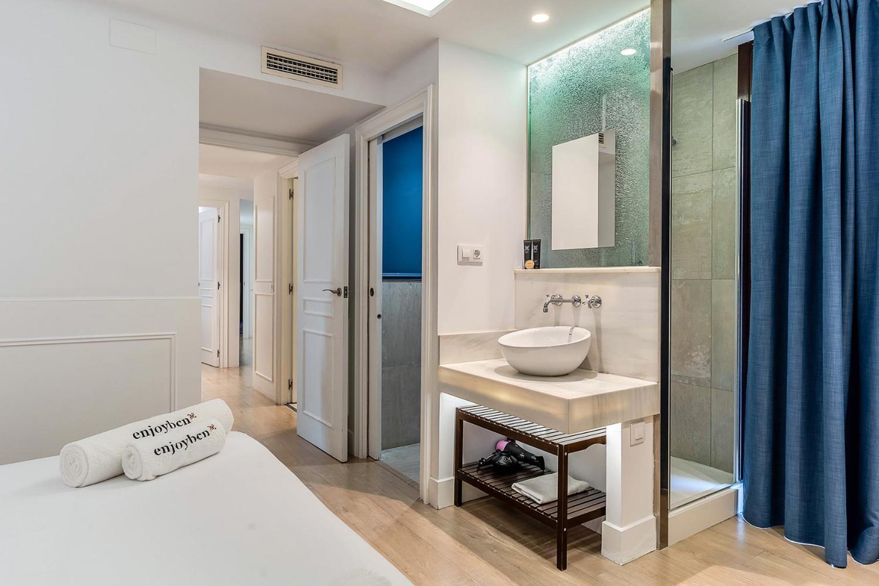 Enjoybcn Colon Apartments Barcelona Kültér fotó